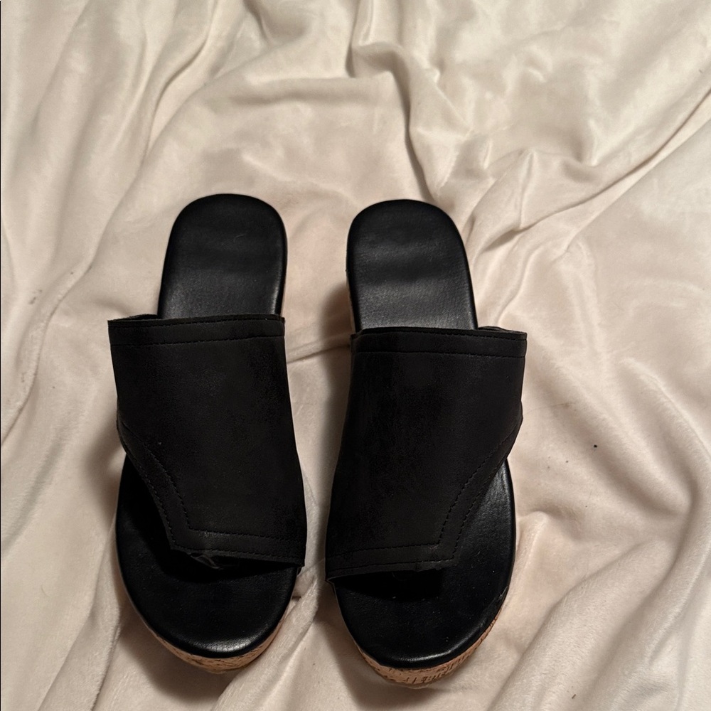 Black Women's Slide Sandals